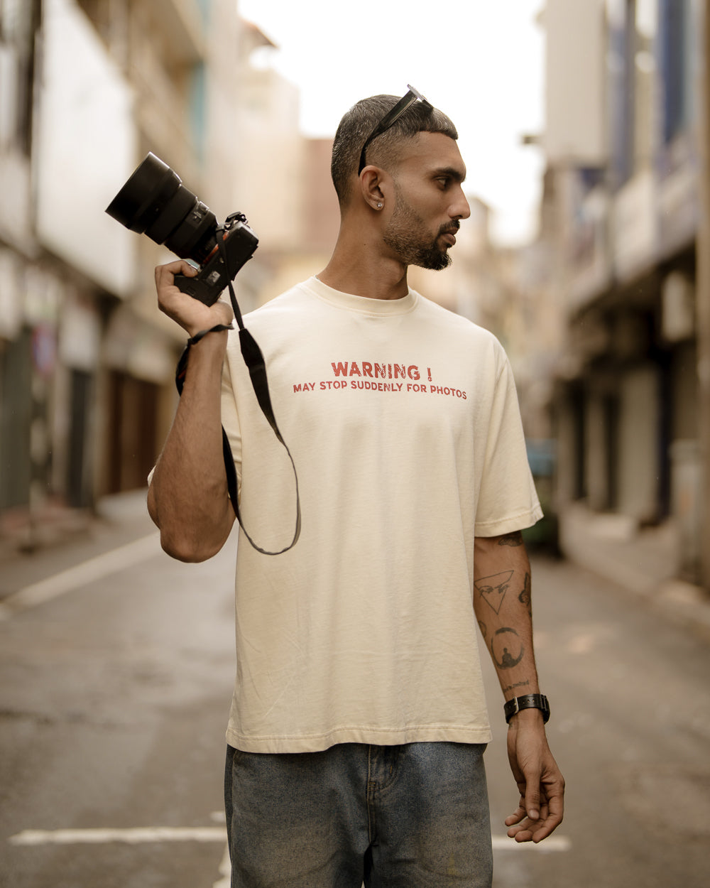 CLKIEE CAMERAHOLIC GRAPHIC T