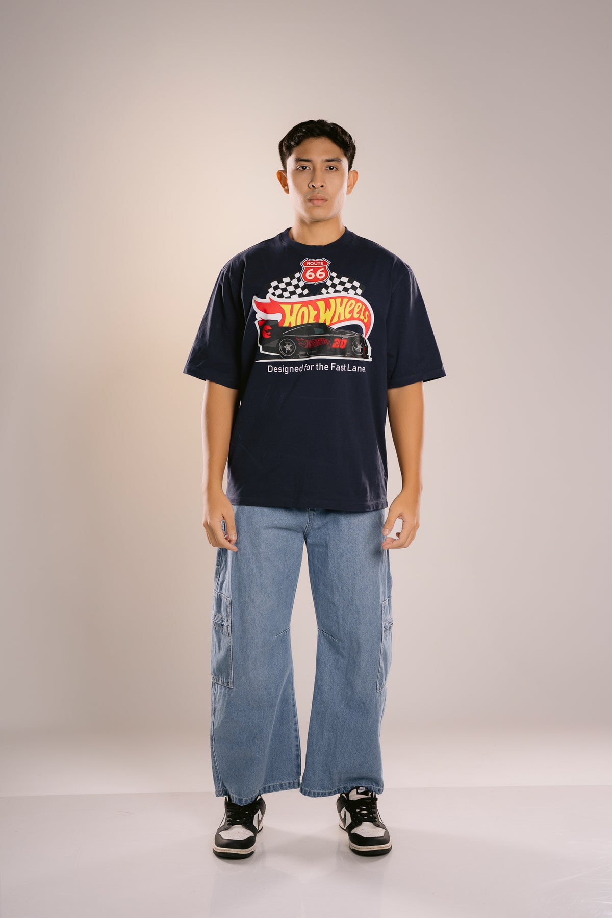 HOT WHEEL GRAPHIC T