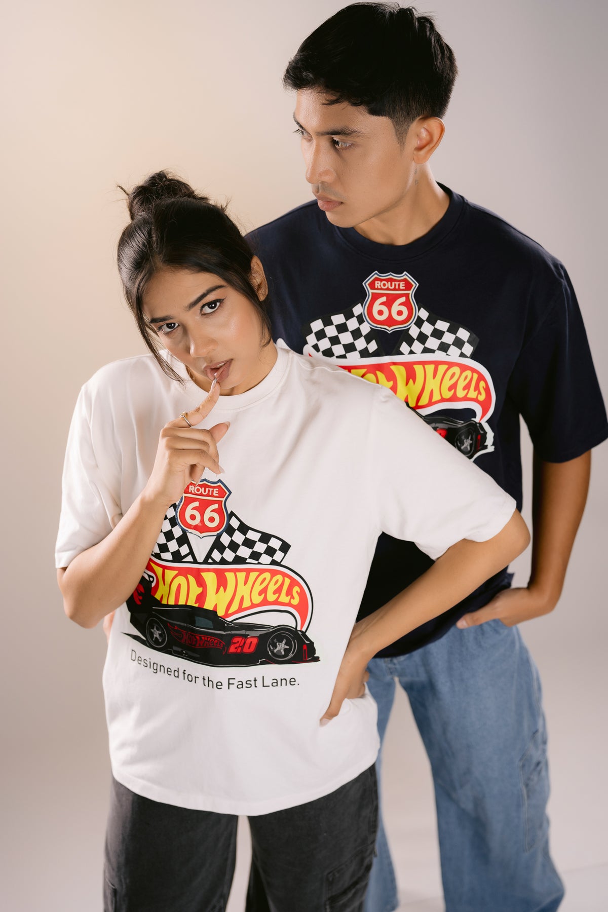 HOT WHEEL GRAPHIC T