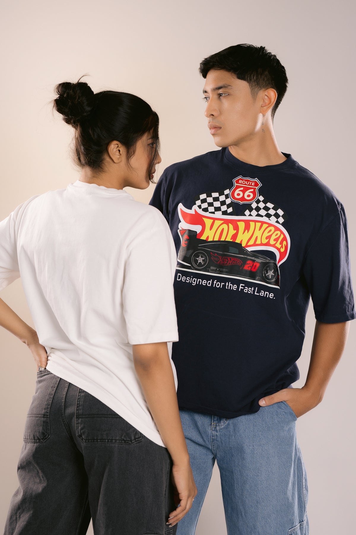 HOT WHEEL GRAPHIC T