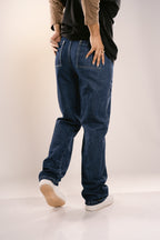 STRAIGHT LEG JEAN