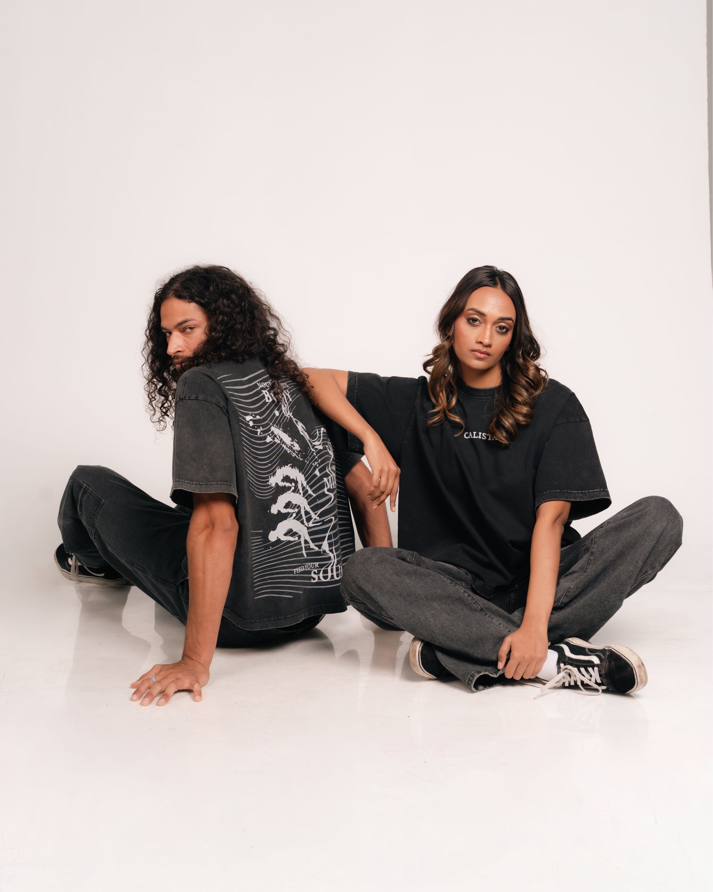 OVERSIZE GRAPHIC CROP