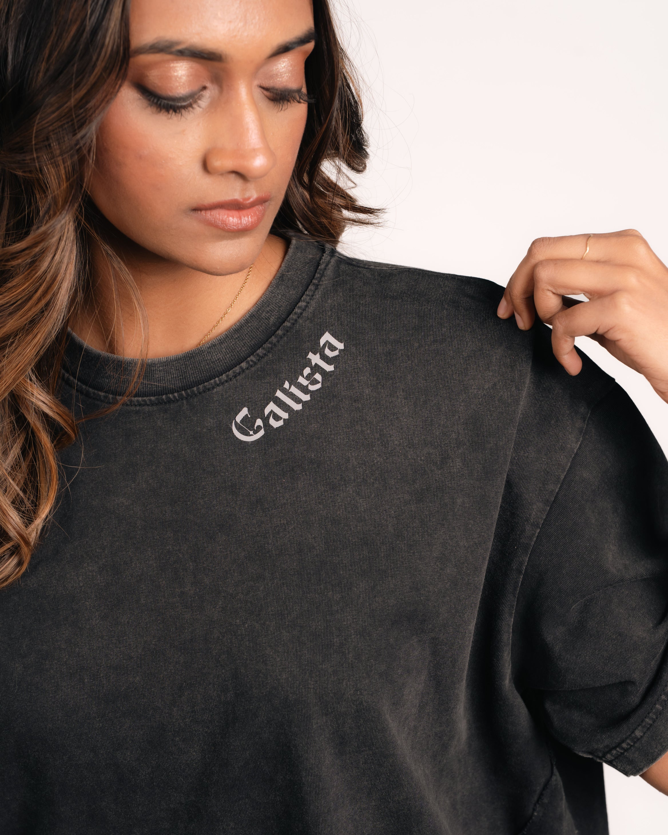 UM CUTLINE CROP T