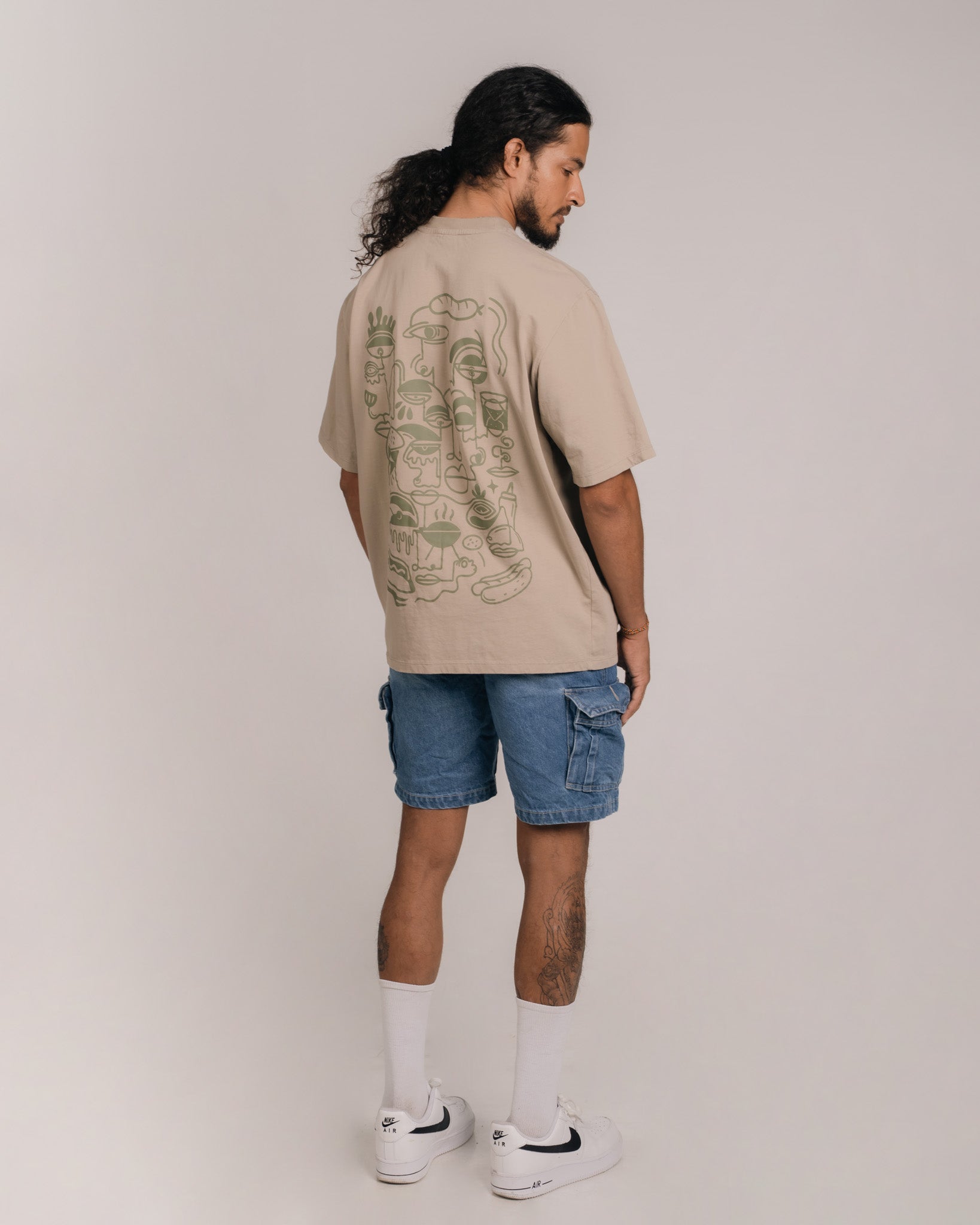 BACKYARD GRAPHIC T