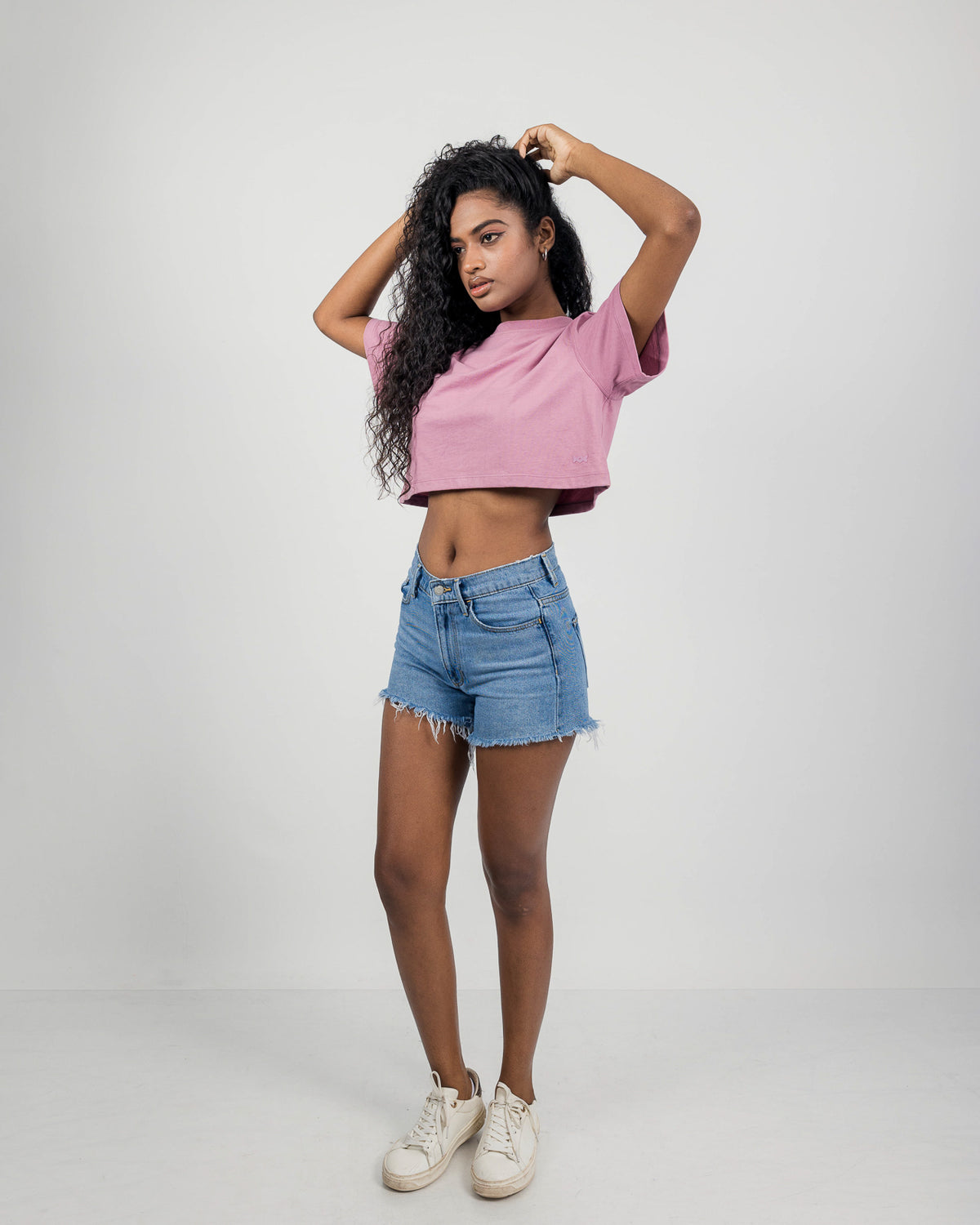 DAIZY CROP SHORT SLEEVE