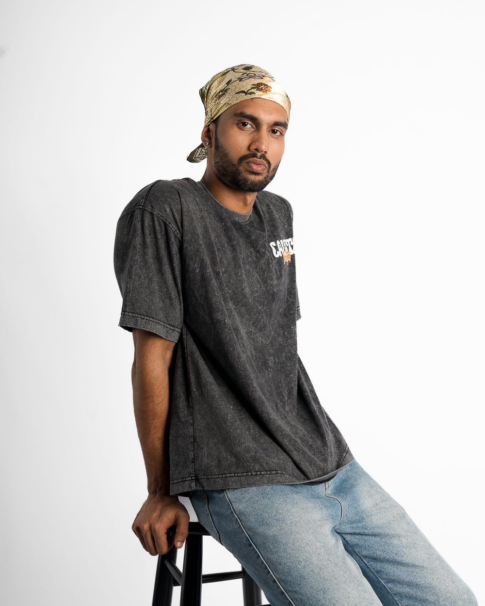 THE TIMING ACID WASHED  T